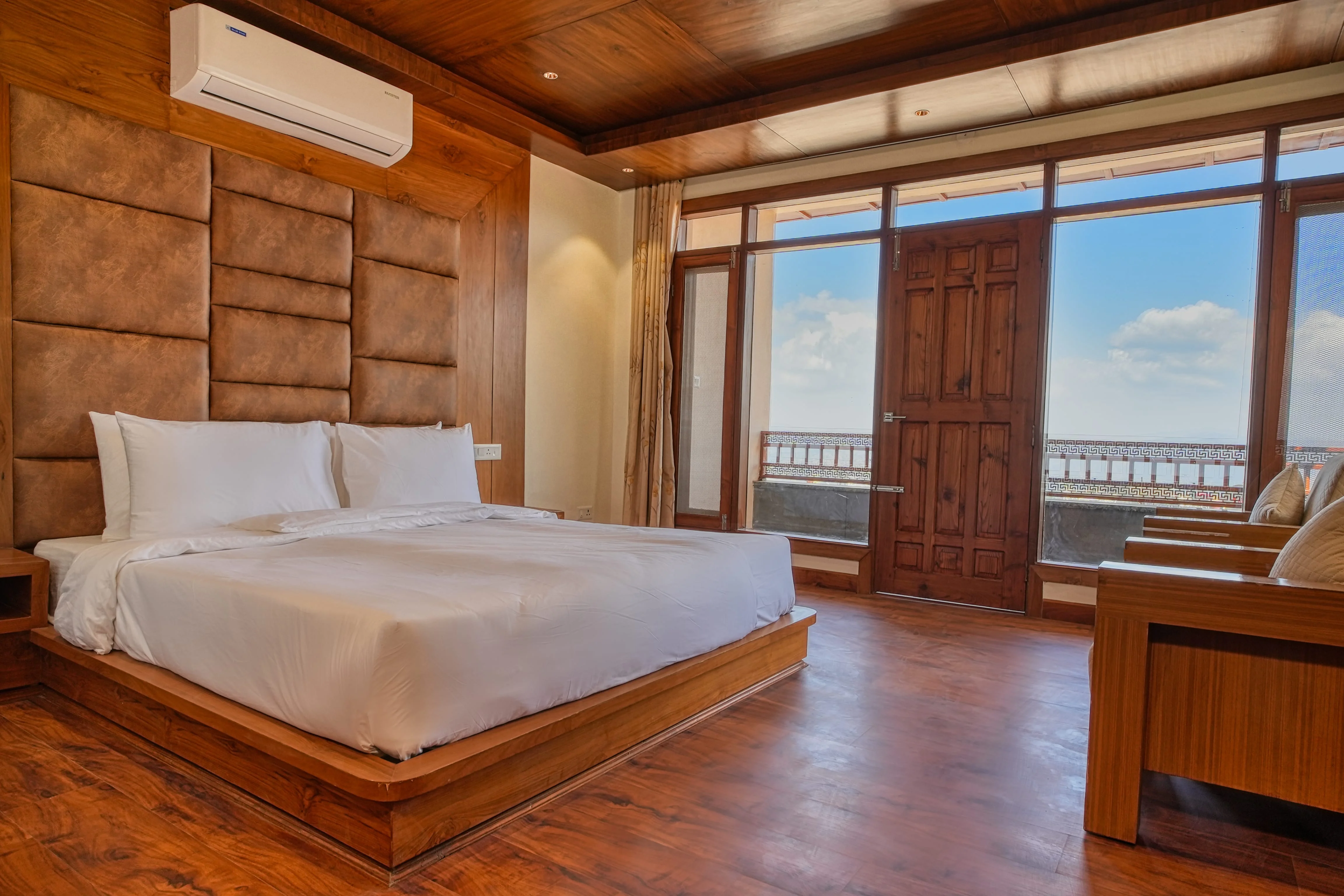 Paandora Hotel Cottage Rooms