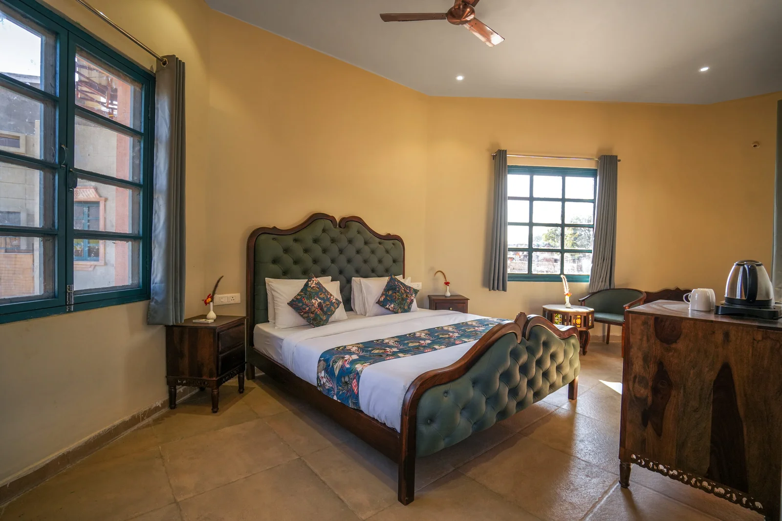 Room With Aravali View in Morawan