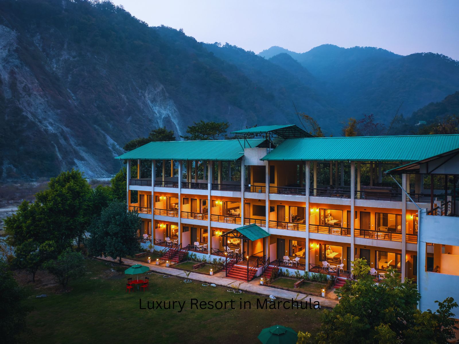 Luxury Resort in Jim Corbett